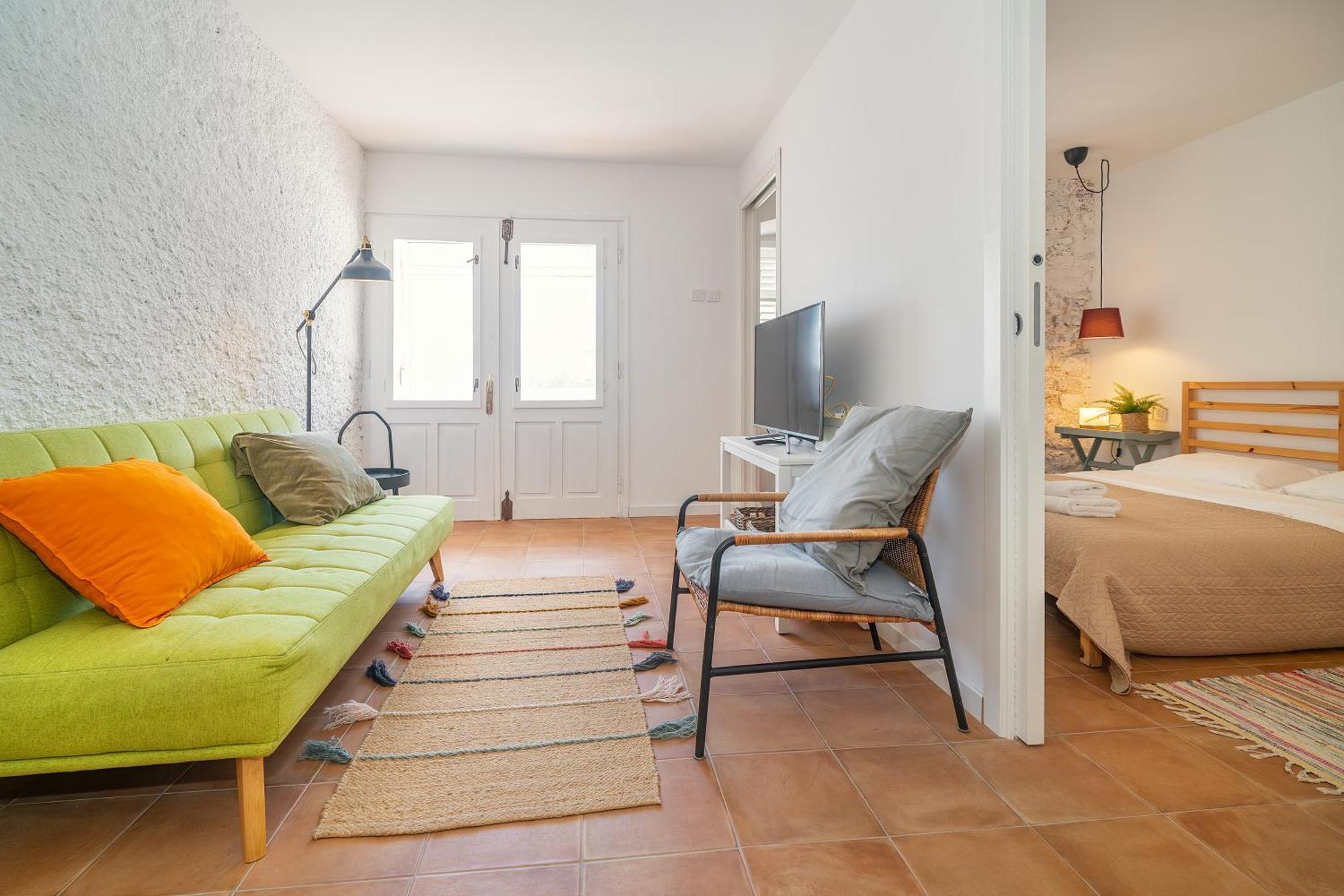 Apartment Nora By The Beach Baska  Bagian luar foto